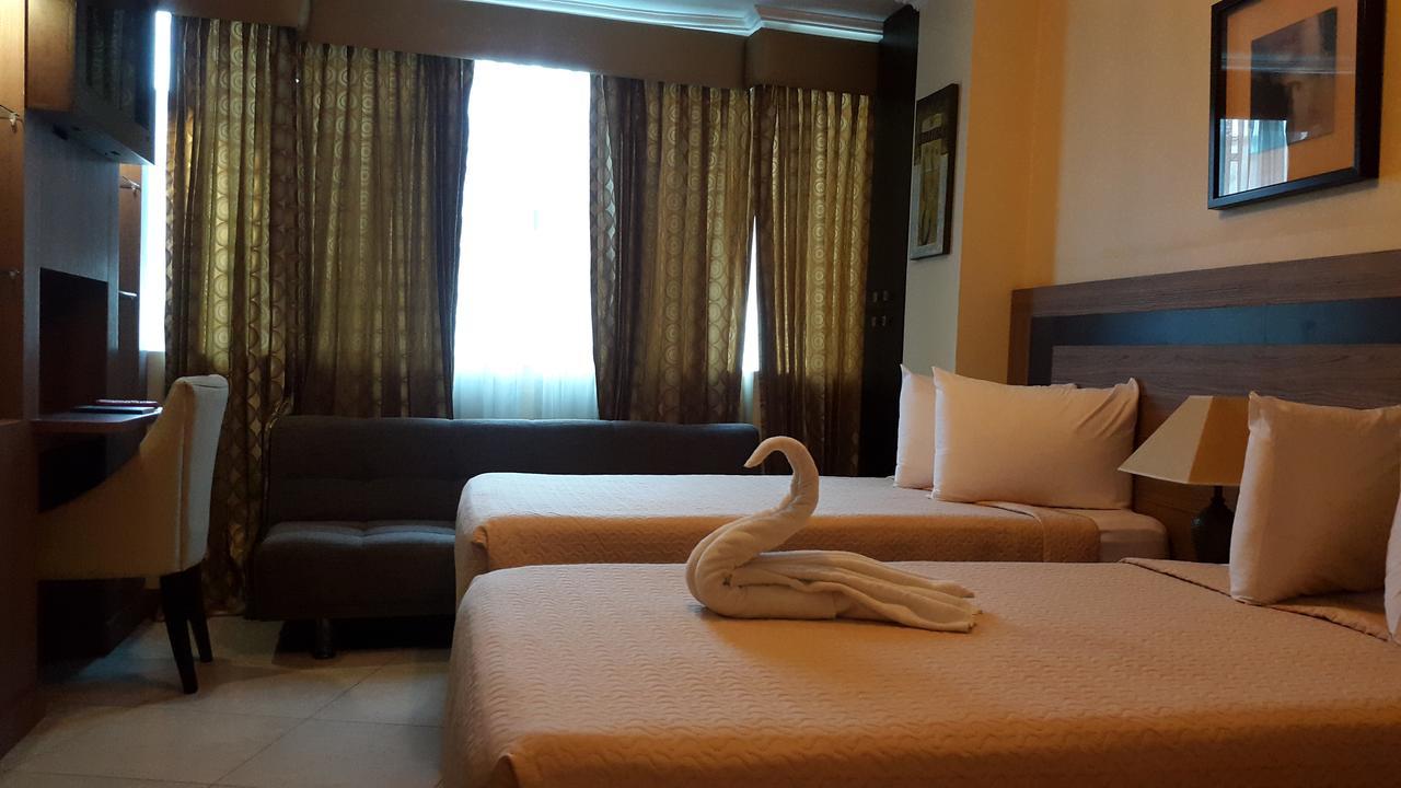 Atlantic Blue Hotel 과야킬 외부 사진