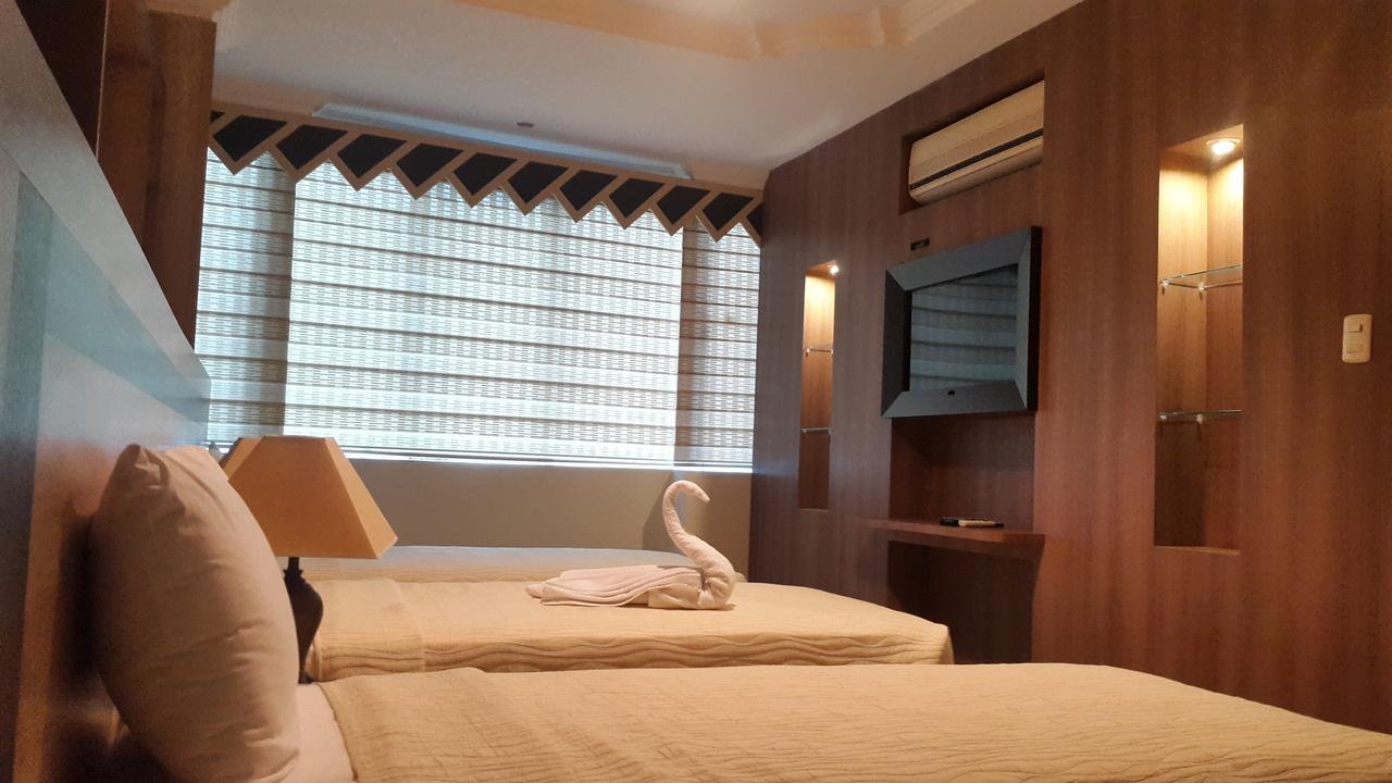 Atlantic Blue Hotel 과야킬 외부 사진